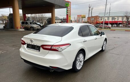 Toyota Camry, 2020 год, 3 390 000 рублей, 5 фотография