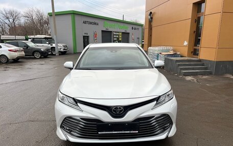 Toyota Camry, 2020 год, 3 390 000 рублей, 8 фотография