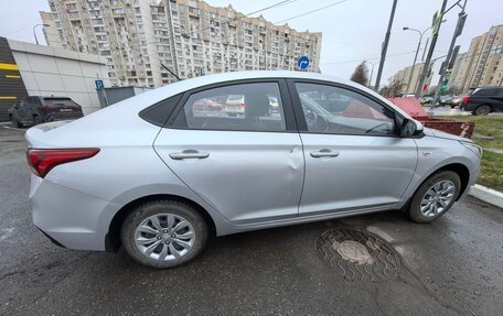 Hyundai Solaris II рестайлинг, 2017 год, 1 290 000 рублей, 9 фотография