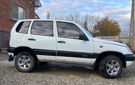 Chevrolet Niva I рестайлинг, 2004 год, 345 000 рублей, 5 фотография