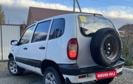 Chevrolet Niva I рестайлинг, 2004 год, 345 000 рублей, 3 фотография