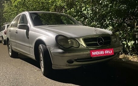 Mercedes-Benz C-Класс, 2002 год, 450 000 рублей, 3 фотография