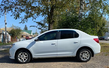 Renault Logan II, 2016 год, 900 000 рублей, 5 фотография