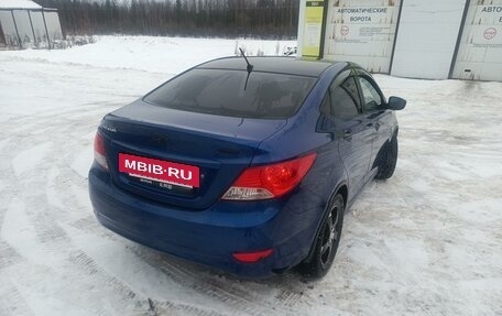 Hyundai Solaris II рестайлинг, 2011 год, 840 000 рублей, 3 фотография