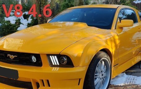 Ford Mustang VI рестайлинг, 2005 год, 3 100 000 рублей, 1 фотография