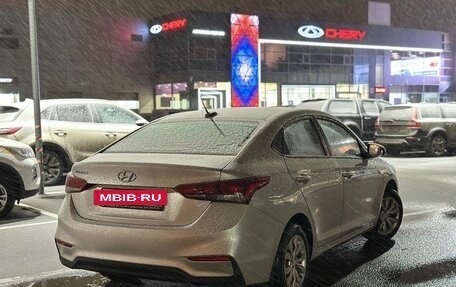 Hyundai Solaris II рестайлинг, 2017 год, 1 120 000 рублей, 3 фотография