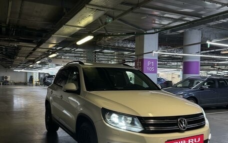 Volkswagen Tiguan I, 2013 год, 1 800 000 рублей, 2 фотография