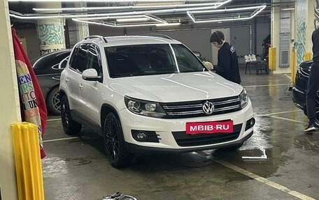 Volkswagen Tiguan I, 2013 год, 1 800 000 рублей, 11 фотография