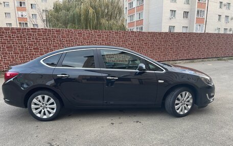 Opel Astra J, 2013 год, 1 040 000 рублей, 7 фотография