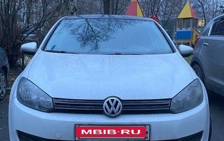 Volkswagen Golf VI, 2011 год, 800 000 рублей, 2 фотография