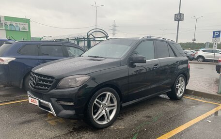 Mercedes-Benz M-Класс, 2011 год, 2 335 000 рублей, 6 фотография