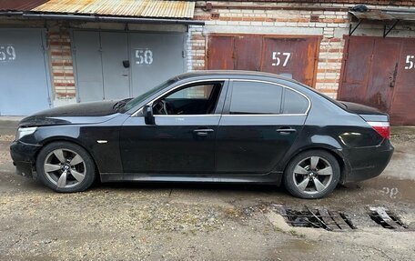 BMW 5 серия, 2004 год, 650 000 рублей, 3 фотография