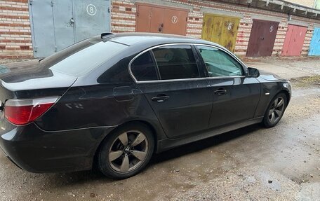 BMW 5 серия, 2004 год, 650 000 рублей, 10 фотография