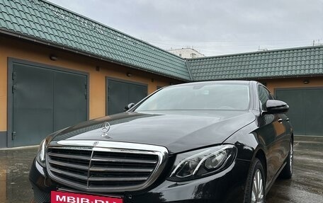 Mercedes-Benz E-Класс, 2020 год, 4 990 000 рублей, 2 фотография