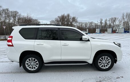 Toyota Land Cruiser Prado 150 рестайлинг 2, 2013 год, 3 575 000 рублей, 6 фотография