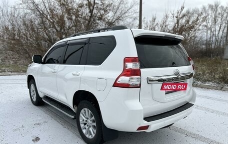 Toyota Land Cruiser Prado 150 рестайлинг 2, 2013 год, 3 575 000 рублей, 3 фотография