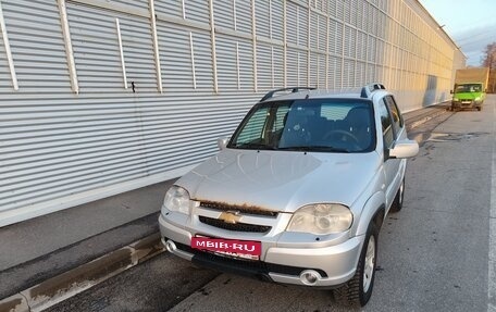 Chevrolet Niva I рестайлинг, 2011 год, 440 000 рублей, 6 фотография