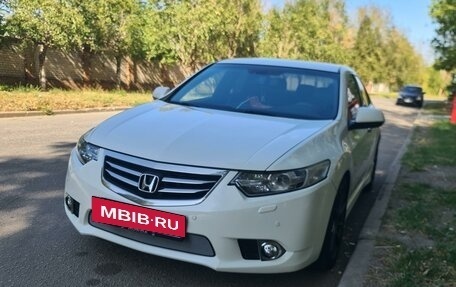 Honda Accord VIII рестайлинг, 2011 год, 1 650 000 рублей, 8 фотография