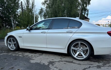 BMW 5 серия, 2016 год, 3 480 000 рублей, 2 фотография