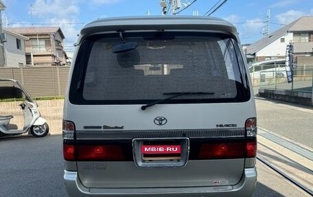 Toyota HiAce H100, 2001 год, 976 500 рублей, 6 фотография