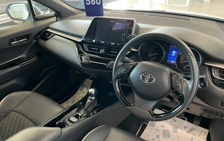 Toyota C-HR I рестайлинг, 2019 год, 2 449 000 рублей, 8 фотография