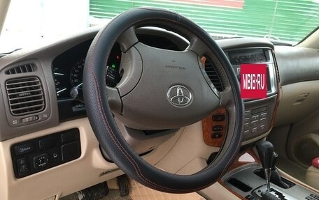 Toyota Land Cruiser 100 рестайлинг 2, 2006 год, 2 560 000 рублей, 3 фотография