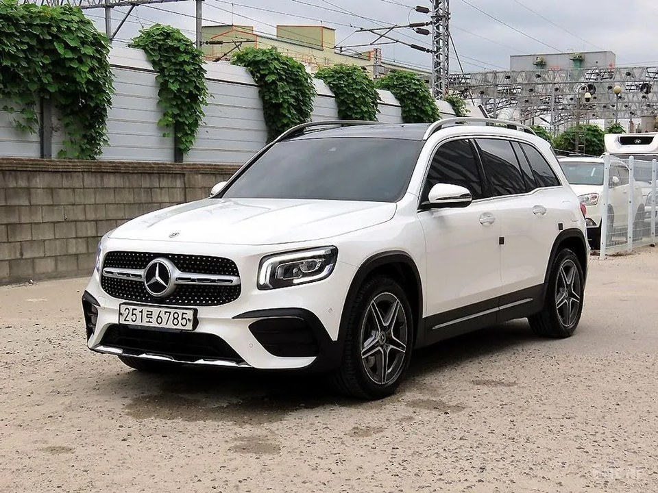 Mercedes-Benz GLB X247, 2020 год, 4 060 000 рублей, 1 фотография