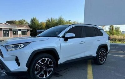 Toyota RAV4, 2022 год, 3 070 000 рублей, 1 фотография