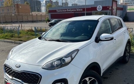 KIA Sportage IV рестайлинг, 2019 год, 2 350 000 рублей, 1 фотография