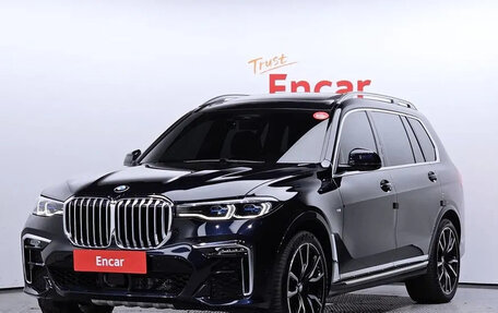 BMW X7, 2021 год, 7 050 000 рублей, 1 фотография