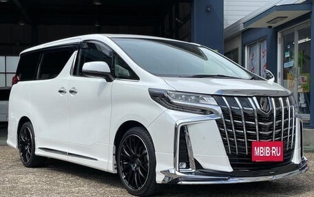 Toyota Alphard III, 2021 год, 3 560 000 рублей, 2 фотография