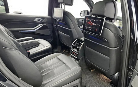 BMW X7, 2021 год, 7 050 000 рублей, 6 фотография