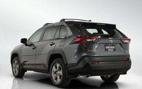 Toyota RAV4, 2024 год, 5 965 000 рублей, 4 фотография