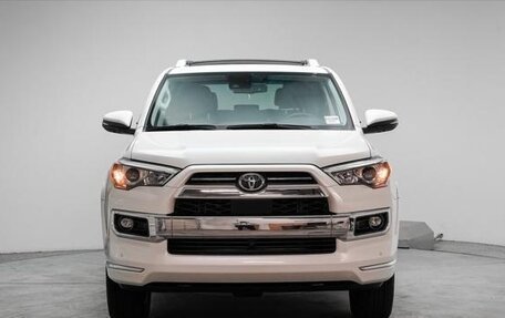 Toyota 4Runner V, 2022 год, 9 864 000 рублей, 2 фотография