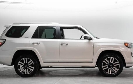 Toyota 4Runner V, 2022 год, 9 864 000 рублей, 4 фотография