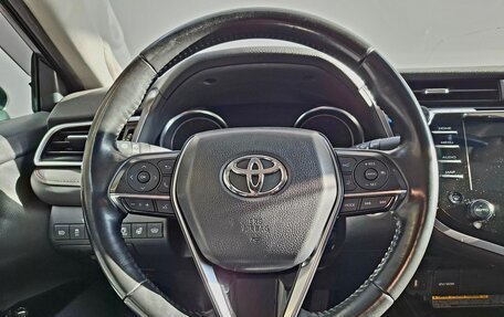 Toyota Camry, 2019 год, 3 100 000 рублей, 11 фотография