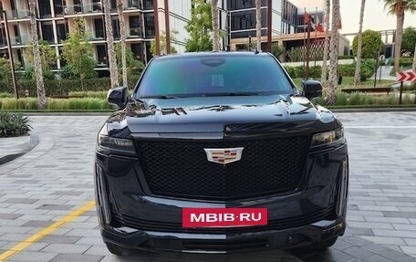 Cadillac Escalade V, 2021 год, 12 800 000 рублей, 2 фотография