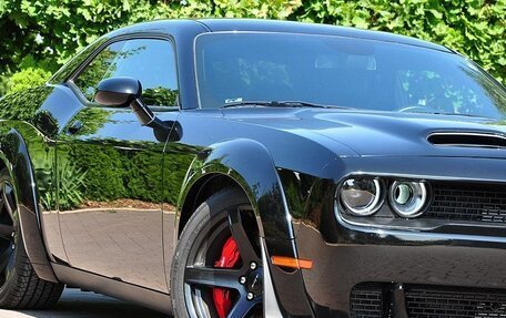 Dodge Challenger III рестайлинг 2, 2020 год, 11 200 000 рублей, 2 фотография