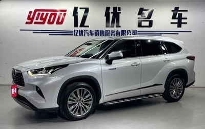 Toyota Highlander, 2022 год, 4 500 000 рублей, 1 фотография