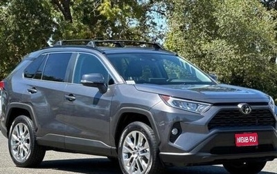 Toyota RAV4, 2019 год, 4 288 000 рублей, 1 фотография