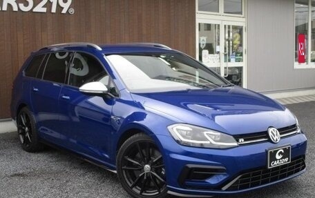 Volkswagen Golf R VII, 2018 год, 2 300 083 рублей, 2 фотография