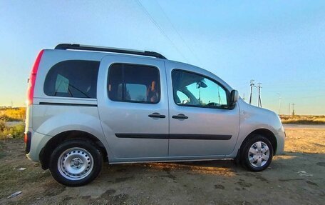 Renault Kangoo II рестайлинг, 2011 год, 1 100 000 рублей, 9 фотография