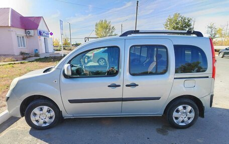 Renault Kangoo II рестайлинг, 2011 год, 1 100 000 рублей, 8 фотография