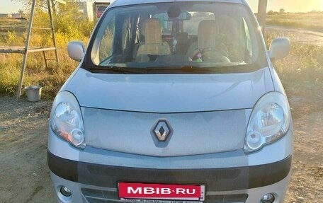 Renault Kangoo II рестайлинг, 2011 год, 1 100 000 рублей, 7 фотография