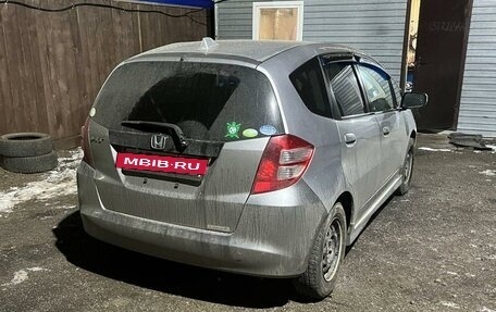 Honda Fit III, 2010 год, 365 000 рублей, 2 фотография