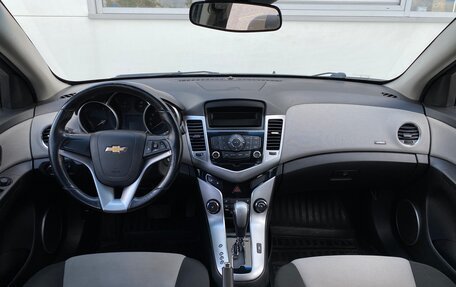 Chevrolet Cruze II, 2012 год, 820 000 рублей, 13 фотография