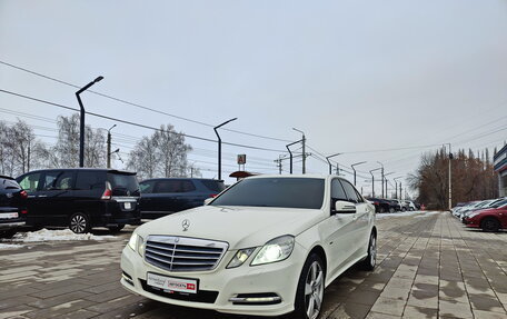 Mercedes-Benz E-Класс, 2011 год, 1 489 000 рублей, 3 фотография