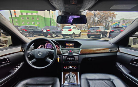 Mercedes-Benz E-Класс, 2011 год, 1 489 000 рублей, 14 фотография