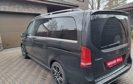 Mercedes-Benz V-Класс, 2019 год, 7 300 000 рублей, 2 фотография