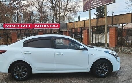 KIA Rio IV, 2020 год, 1 700 000 рублей, 3 фотография